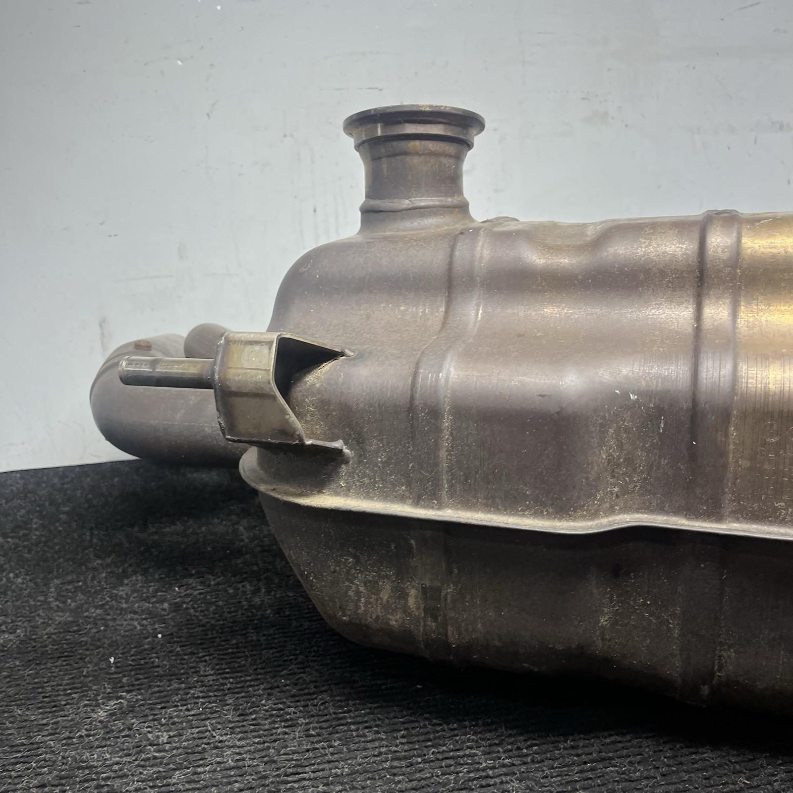 ☑️ 2011-2015 Audi R8 4.2L V8 Rear Exhaust Muffler System OEM