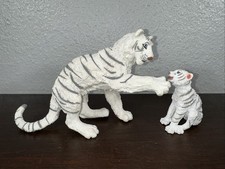 Safari Siberian Tiger Figurine Large 5 Tall 9 w/ White Tiger Cub Realistic