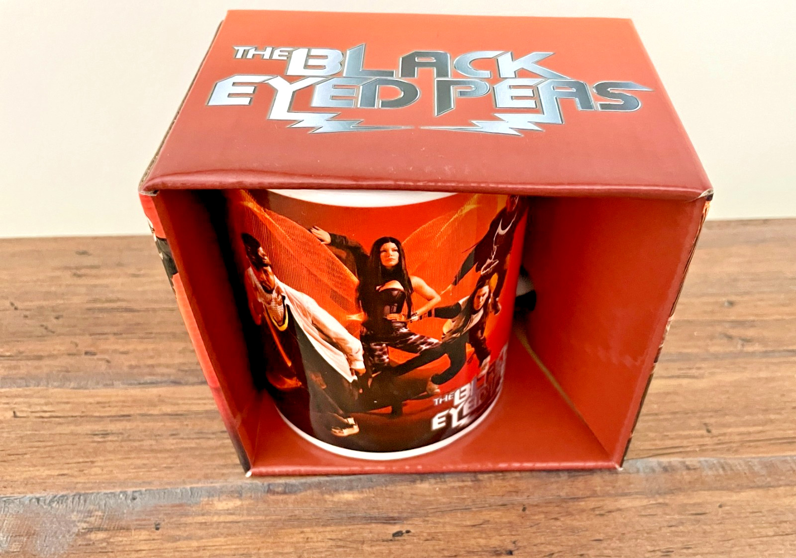 The black eyed peas mug coffee tea drinkware 2010 live nation music merchandise