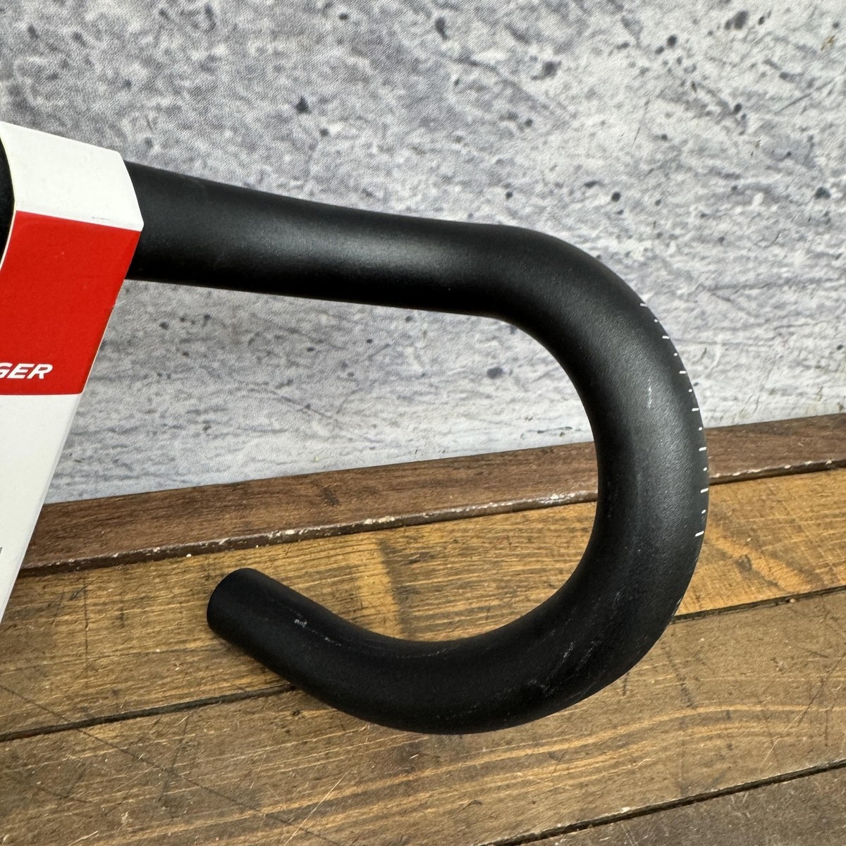 Bontrager Comp VR-C Road Drop Handlebar 44cm 31.8 Clamp Alloy
