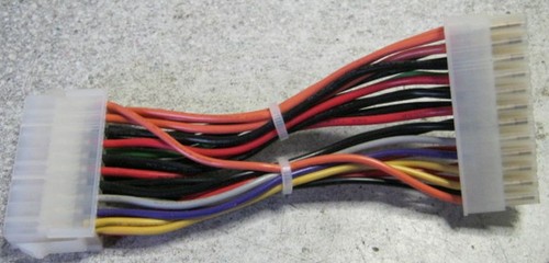 Netzteil Strom Kabel Adapter 20pin Stecker auf 24pin Buchse für Mainboard PC