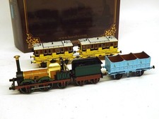 Hornby R30232 L&MR No.57 'Lion' Train Pack (OO) Boxed