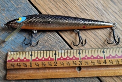 Smithwick Rogue Suspending blue eyes vintage crankbait fishing lure as pictured