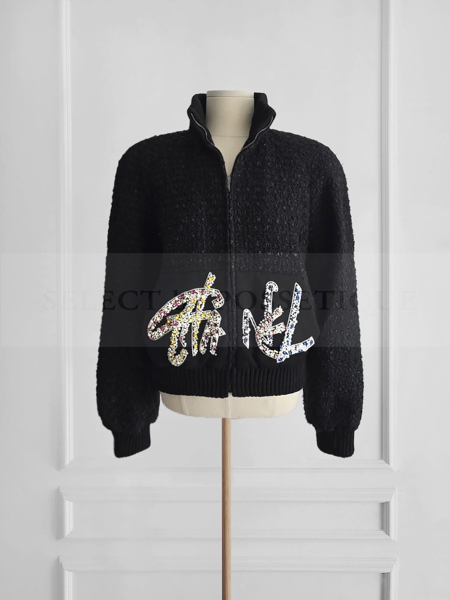 CHANEL トップス Blouses, T-shirts and Tops - Ready-to-Wear — Fashion | CHANEL