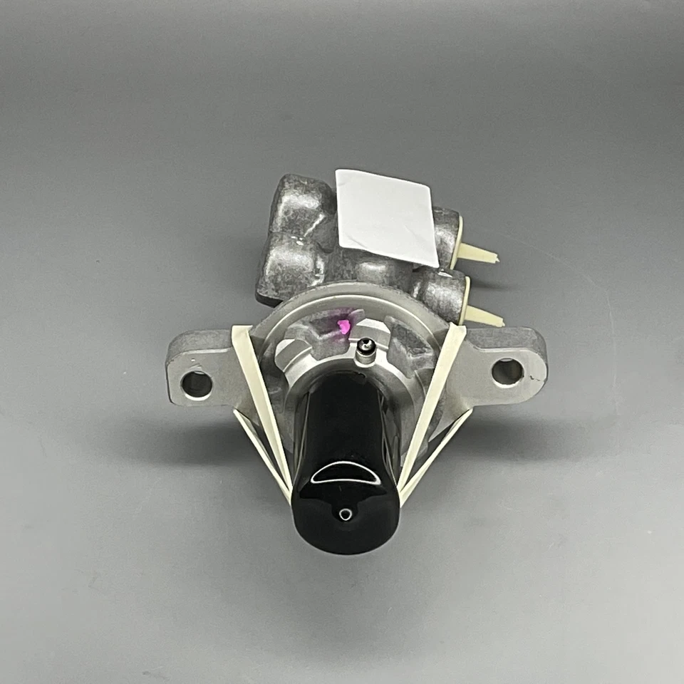 Cilindro maestro de freno genuino para Chevrolet Malibu ACDELCO 2016-2019 84118589 Foto 4 de 4