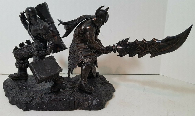 League Of Legends (LOL) Ryze & Tryndamere Statues / Season 2 Championship no box | eBay