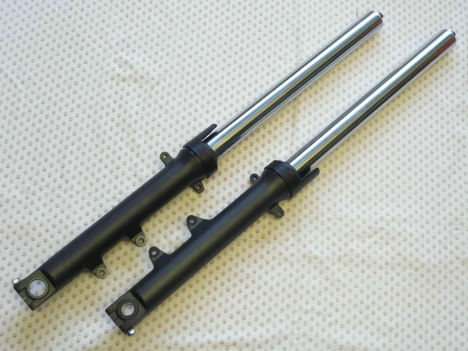 NEU orig Honda Gabel links rechts Gabelbeine CBF600S CBF600N PC43 ab 2010 - Bild 1 von 1