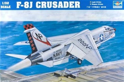 1:32 TRUMPETER KIT F-8J Crusader TR02273 Modellbau