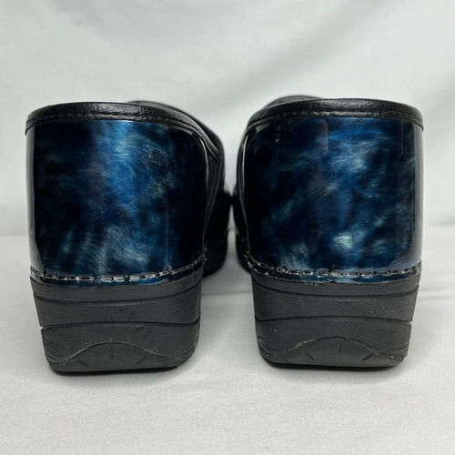 Dansko Shoes Women’s Size EUR 39 US 8.5-9 Blue Denim Print Slip On Clogs - Picture 12 of 15