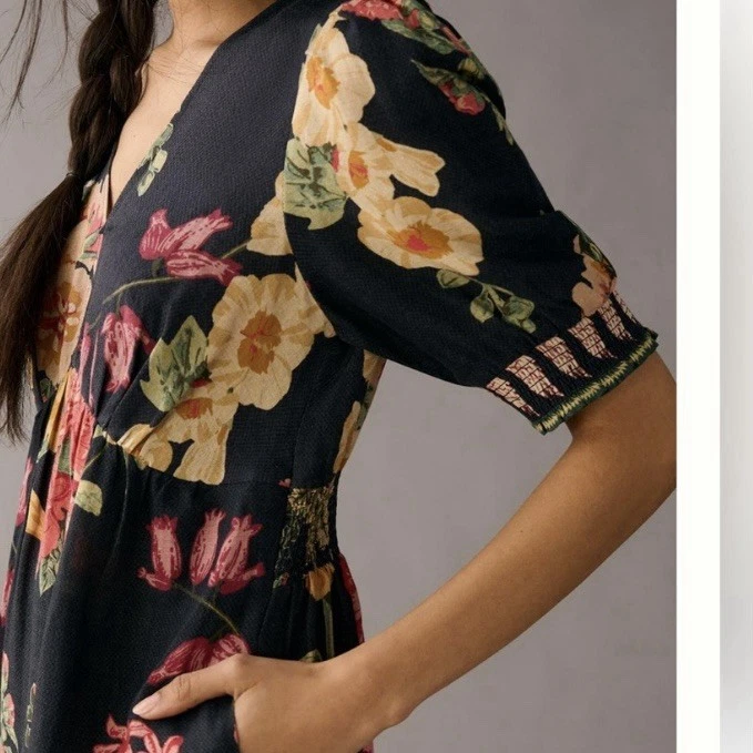 Novo Romper Anthropologie Ranna Gill Tamanho XL Bolsos Floral Mistura de Linho Decote V - Imagem 3 de 4