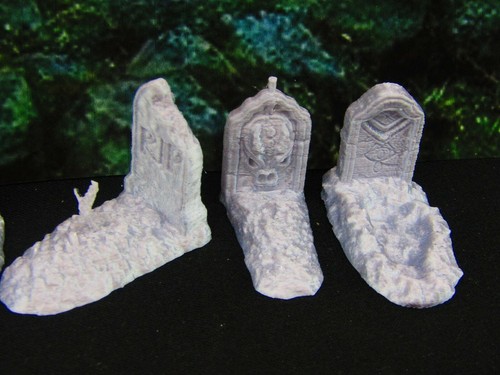 5pc Disturbed Graves Graveyard / Cemetery Scatter Terrain Scenery Tabletop - Picture 4 of 5