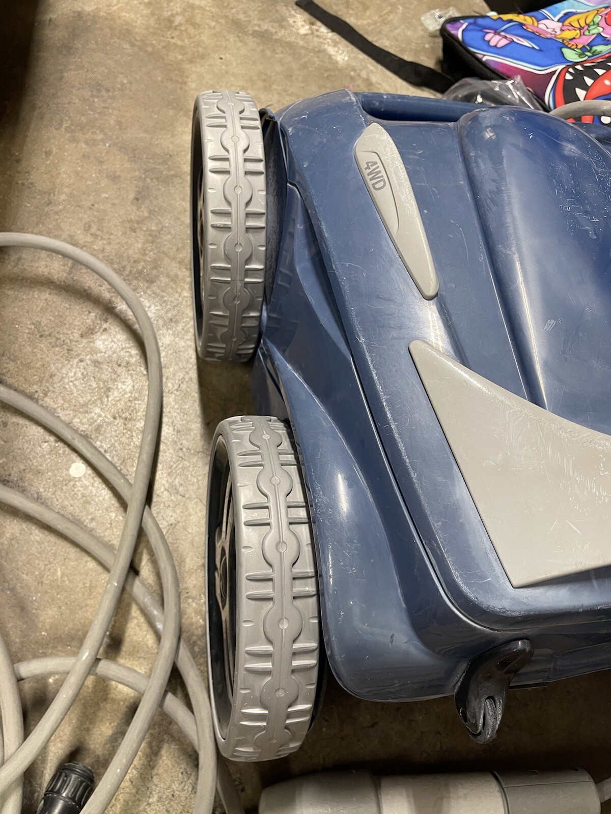 Polaris Sport 9650iQ 4WD WiFi Robotic Inground Swimming Pool Cleaner