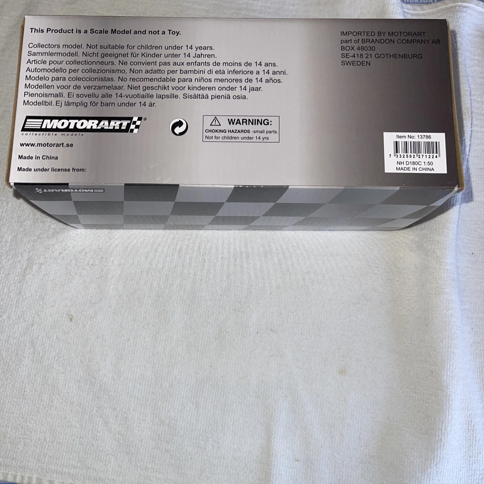 MOTORAART ESCALA 1/50 NUEVO HOLLAND D180C TOPADORA TIPO ORUGA TRACTOR MODELO 13786 Foto 2 de 2