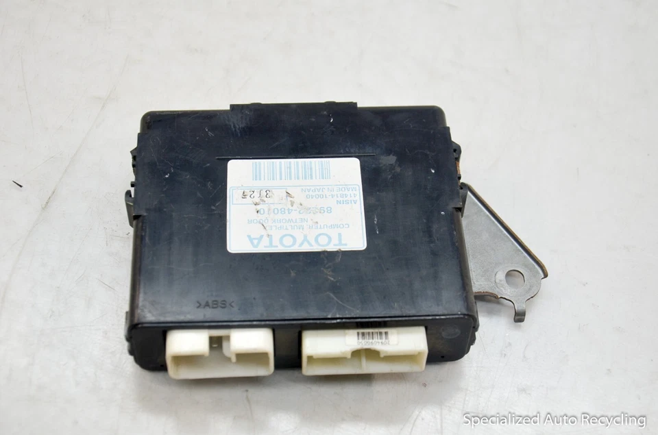 Módulo de control troncal de red multiplexado Lexus RX330 2004 89222-48010 Foto 2 de 4