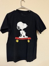 UNIQLO KAWS x SNOOPY JOE SKATEBOARD  SKATE SMALL MEDIUM Black M T-shirt USED