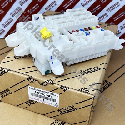 外国切手boc Toyota Genuine 82730-0K021 Block Assy Driver Side Junction