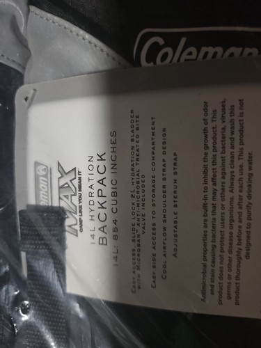 Mochila ligera Coleman Max 2L con vejiga de hidratación para camping/senderismo 14L, negra - Imagen 2 de 3