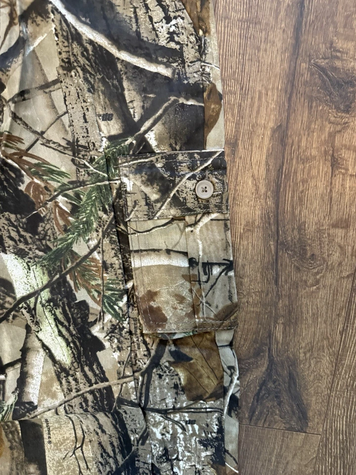 Realtree AP Cargo Hunting Pants Youth Size XXL (18) New With Tags - Image 2 of 4