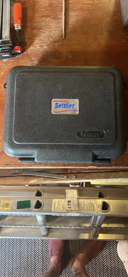 Clarinete de madera Selmer Signet 100 con estuche rígido vintage Foto 3 de 3