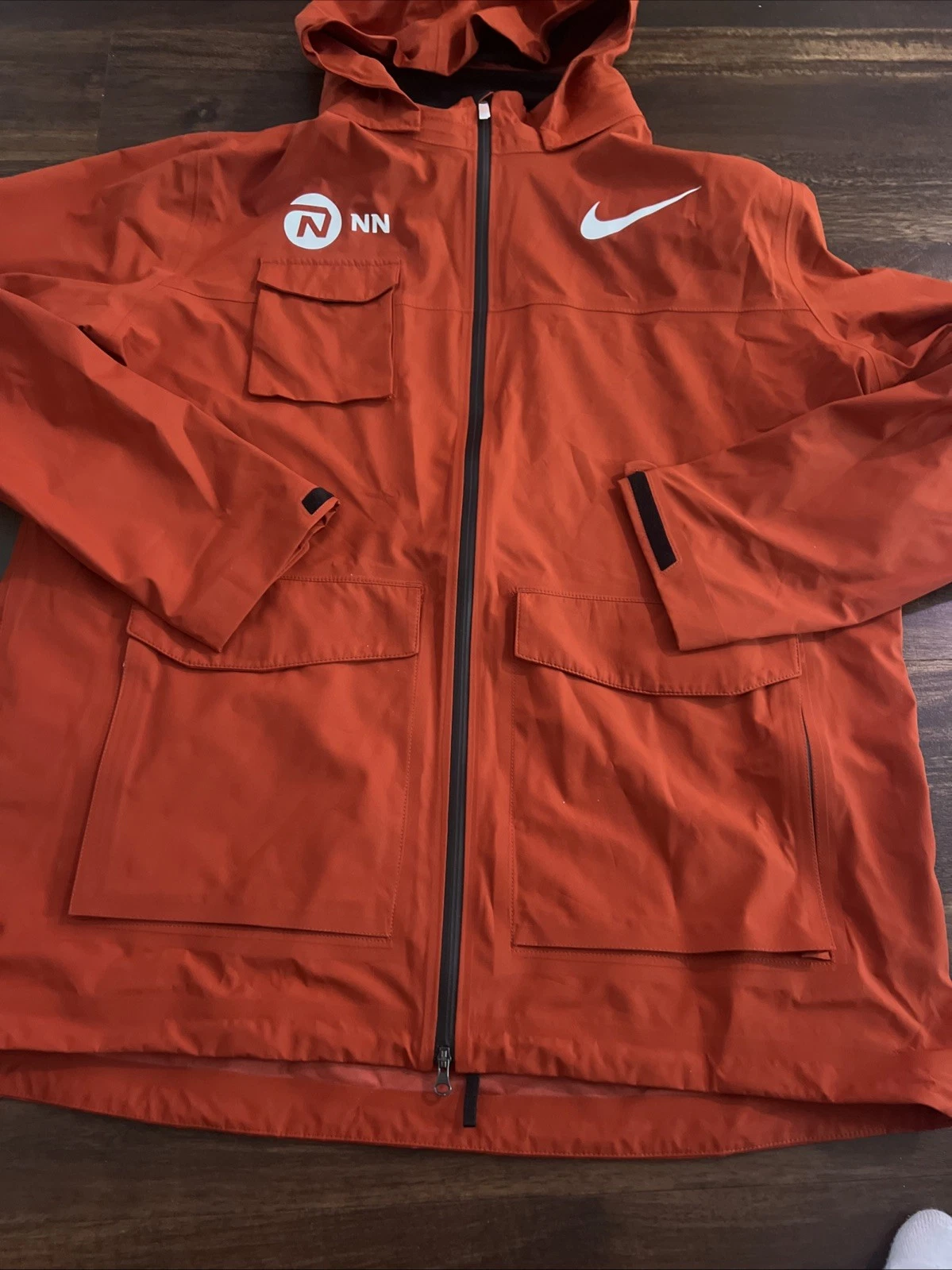 New Nike Mens 2023 NN Running Team Ineos Pro Elite Rain Storm Jacket Size Large
Opens in a new windo