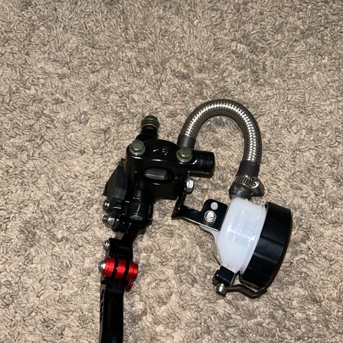 (1) Motorcycle Master Cylinder Reservoir Pump Clutch Brake Lever 7/8" Black USA - Picture 3 of 3