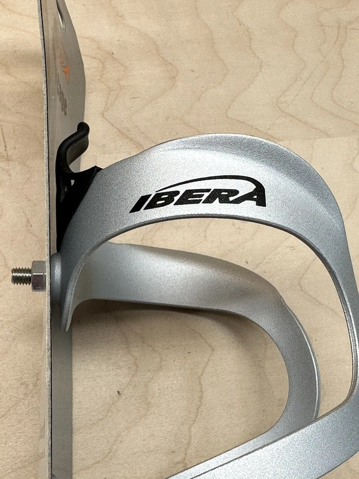Ibera Bicycle Lightweight Aluminum Water Bottle Cage Silver - Image 4 of 4