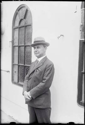 Sailing on S S Olympic Mr Joseph Hoffman noted pianist 1922 OLD PHOTO