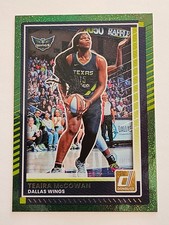 Teaira McCowan - 2025 Panini Donruss Green Shimmer Insert Card