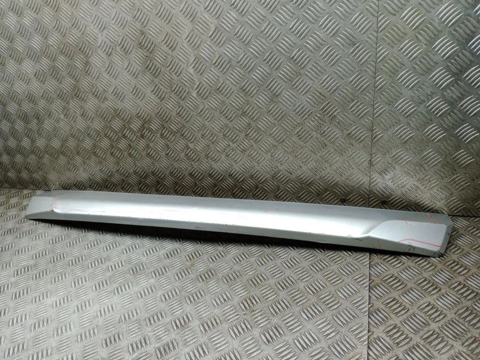 MITSUBISHI OUTLANDER PARACHOQUES DIFUSOR MOLDURA PANEL INFERIOR TRASERO 6415A061 MK3 2015 Foto 3 de 4