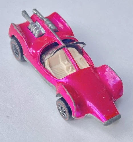 Vintage 1970 Hot Pink Mattel Hot Wheel Mantis Redlines US
