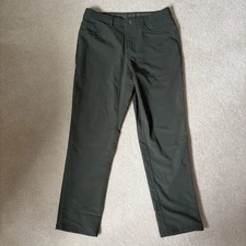 Kirkland Signature Men’s Stretch 5 Pocket Tech Pant Olive Green 32Wx30L
