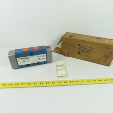 Mannesmann Rexroth PT64115-1616 Pneumatic Directional Control Valve 150 PSI NEW