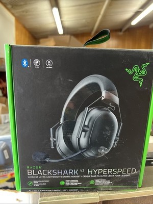 Razer BlackShark V2 HyperSpeed Wireless Gaming Headset Black