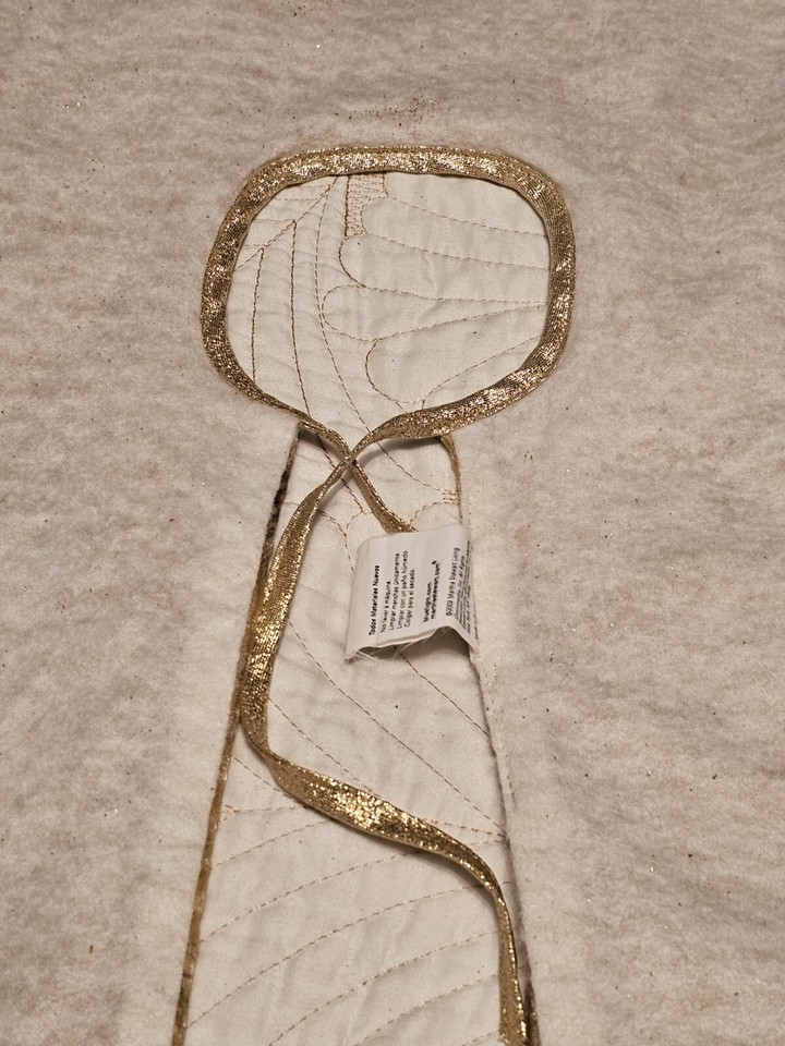 Martha Stewart Christmas Tree Skirt Pinecones Gold Accents Elegant