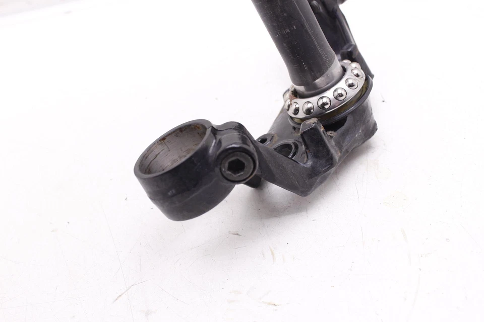 86 HONDA MAGNA 700 VF700C OEM HORQUILLA DELANTERA ABRAZADERA INFERIOR TRIPLE ÁRBOL VÁSTAGO R11.BX22 Foto 4 de 4