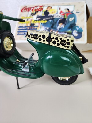 COCA-COLA 1996 MINIATURE MOTOR SCOOTER, 1:6 SCALE, DIE CAST METAL