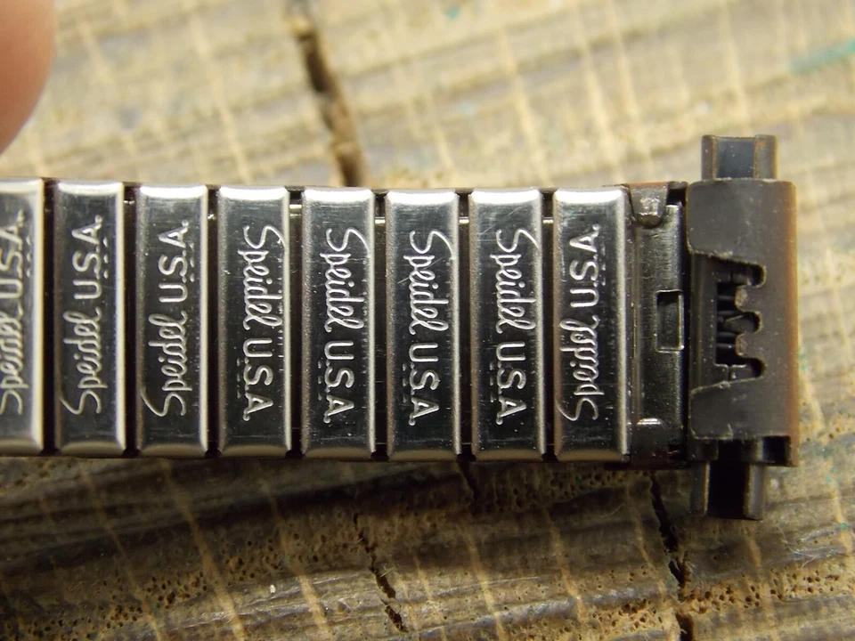 Pulseira de relógio Speidel EUA vintage couro sintético aparência expansão 10mm-13mm nova na caixa não usada - Imagem 3 de 4