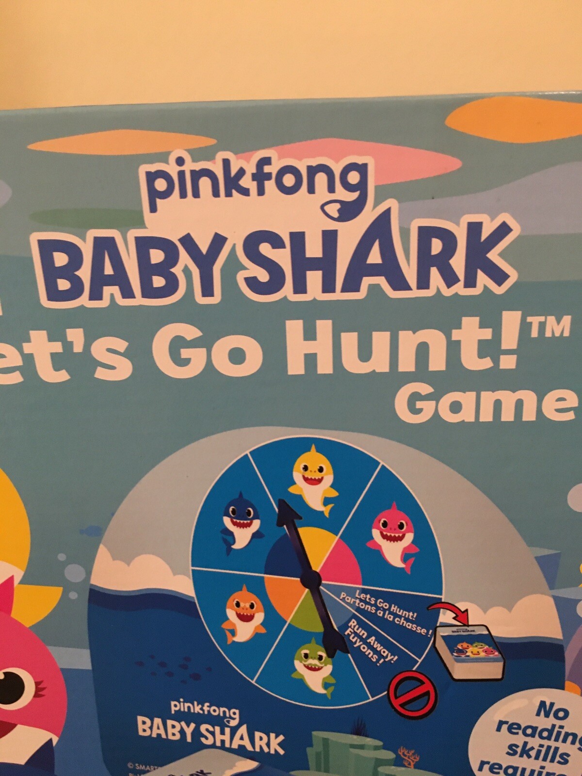 baby shark let’s go hunt game, Card game with spinner Pinkfong new in