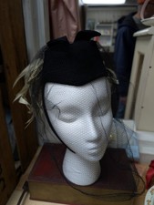 Vintage 1940s Black Felt Cocktail Hat Veil Feather Chicago Millinery