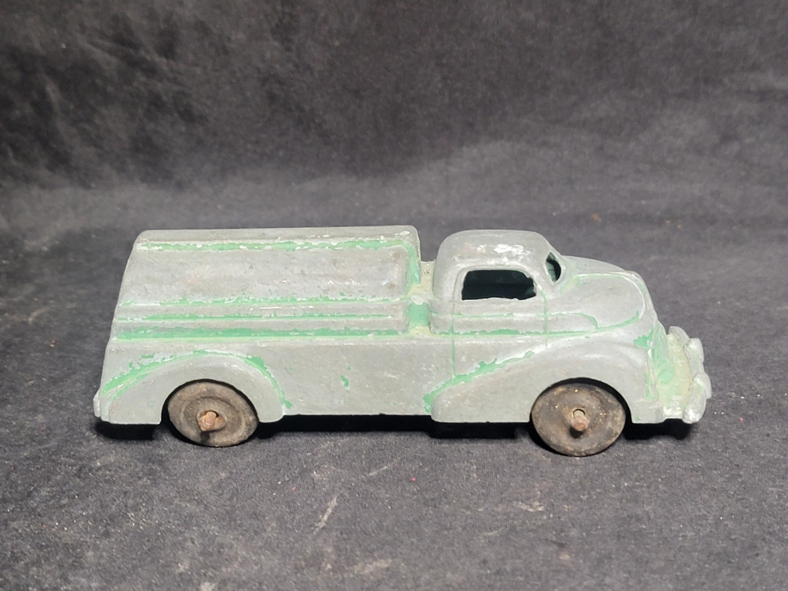 Vintage Manoil No. 710 Tanker Truck Cast Metal Toy Made in USA