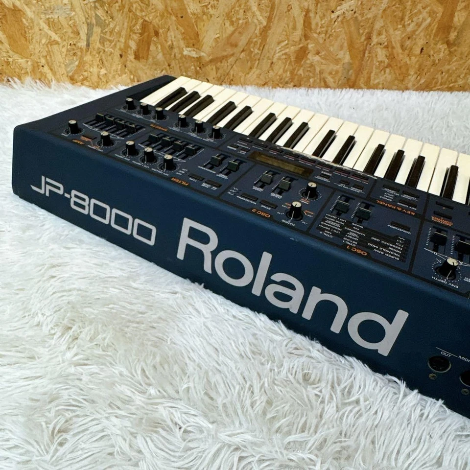 ROLAND JP-8000 • ANALOG MODELING SYNTHESIZER • TESTED • JAPAN VINTAGE - Image 2 of 4