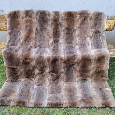 Kuscheldecke Plaid Überwurf aus Kaninchenfell Graue Widder dunkel grau