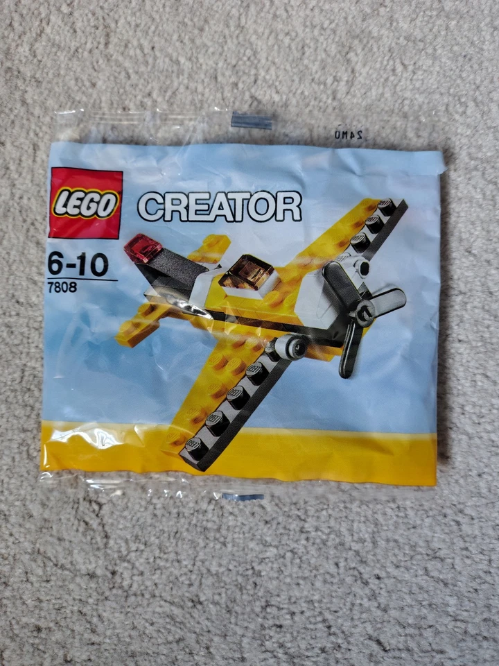 LEGO Creator 7808 Yellow Airplane, photo 3 of 5