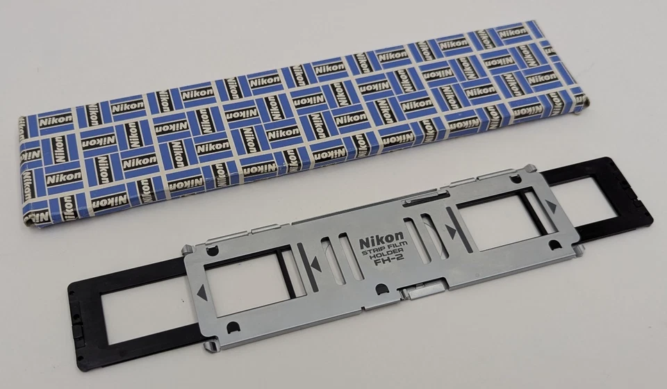Adaptador de tira de película Nikon FH-2 para escáneres de película Coolscan MA-21 - en caja original Foto 2 de 4