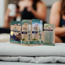 Guru Nanda Whitening Gel Pen, Interdental Pik,  Hydramate Electrolyte Drink Mix