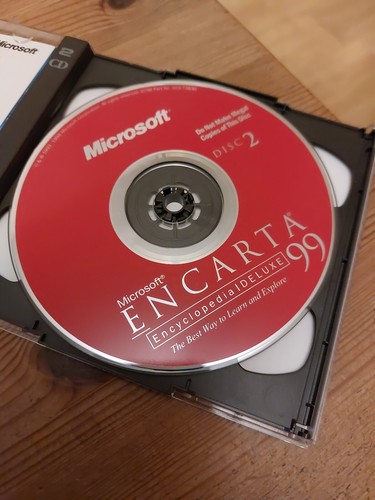 2 CD Microsoft Encarta Encyclopaedia Deluxe 99 CD ROM - Good Condition - Picture 5 of 6