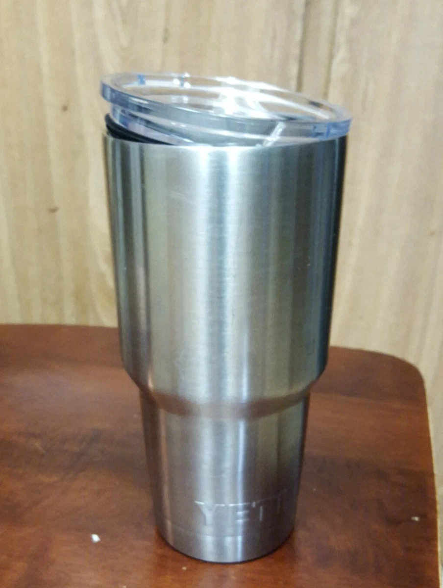 Yeti Rambler 30 oz. Stainless Steel Tumbler Travel Mug With Lid