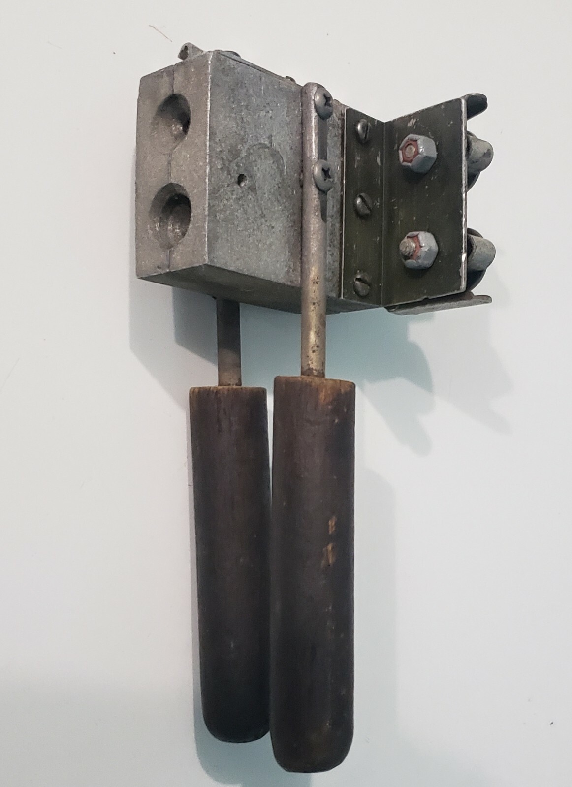 Vintage Yates Mfg Sinker Mold for Making Lead Fishing Sinkers Weights eBay