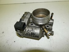 Audi A3 8L BJ 2001 Drosselklappe 1,8l 125 PS 06A133062F