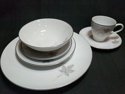Mikasa Silver Maple Fine China Made in Japan 6 Pc Plate Setting